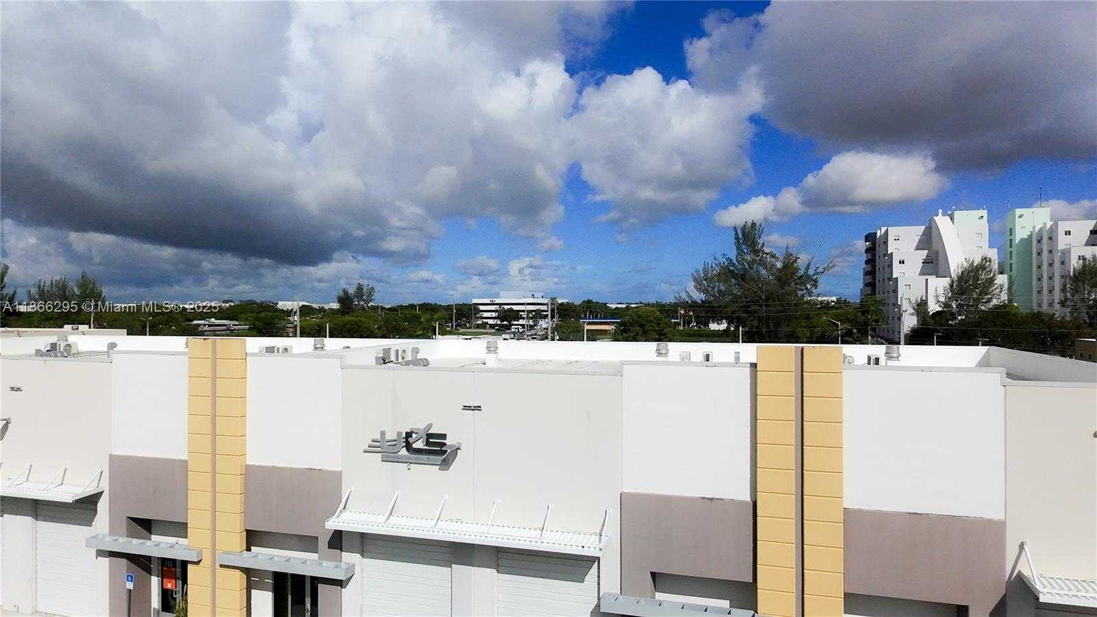 Small Image of 10889 NORTH WEST 17TH ST #150, Sweetwater Number 57