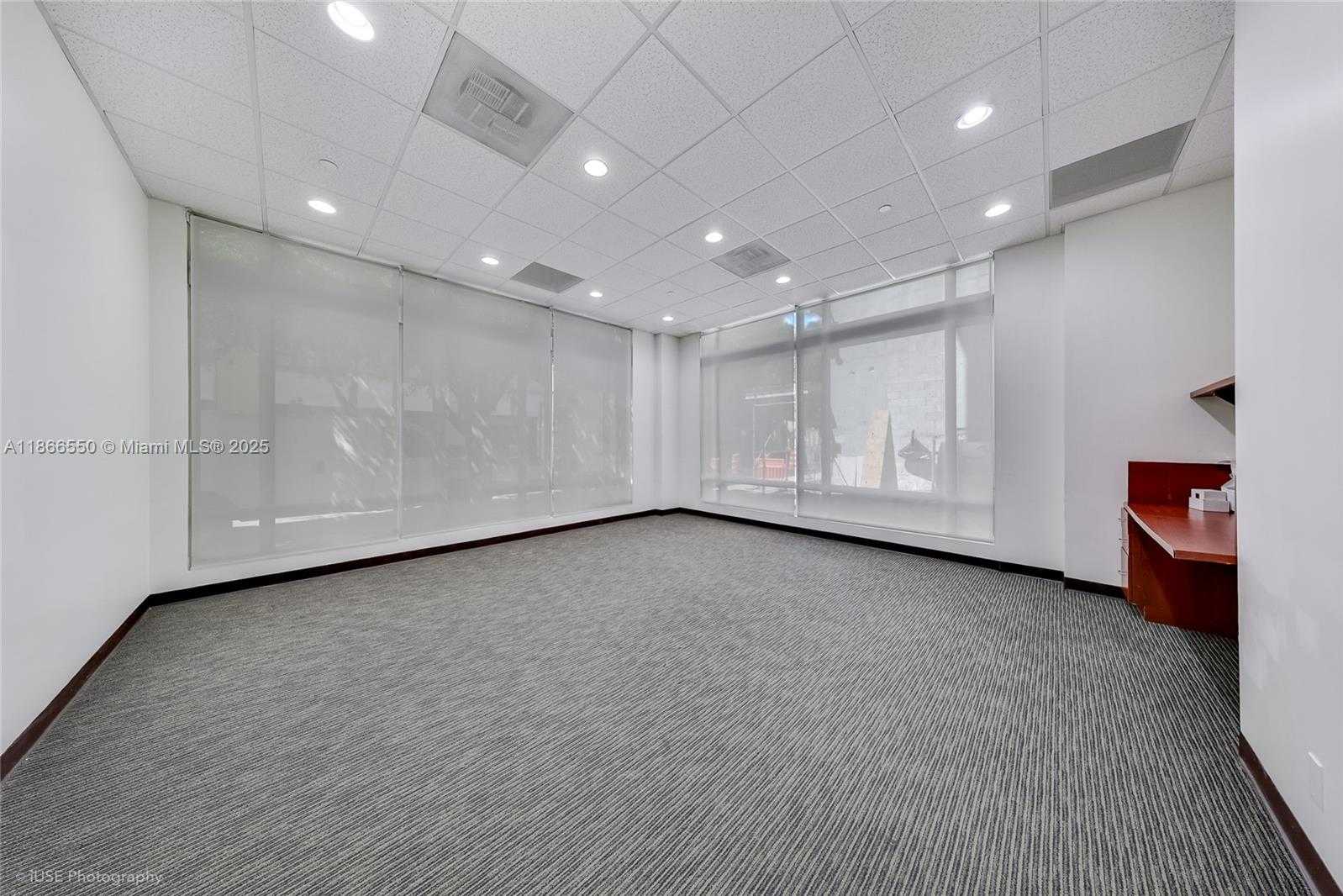Small Image of 135 SAN LORENZO AVE #150, Coral Gables Number 11