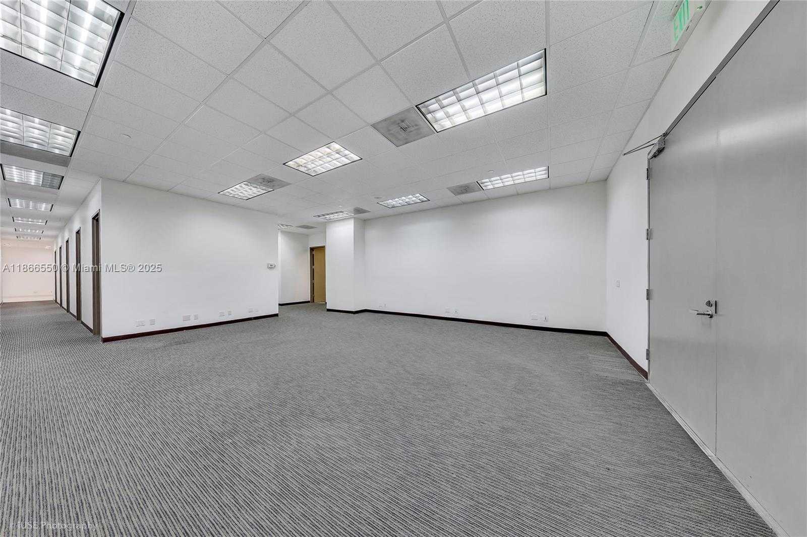 Small Image of 135 SAN LORENZO AVE #150, Coral Gables Number 14
