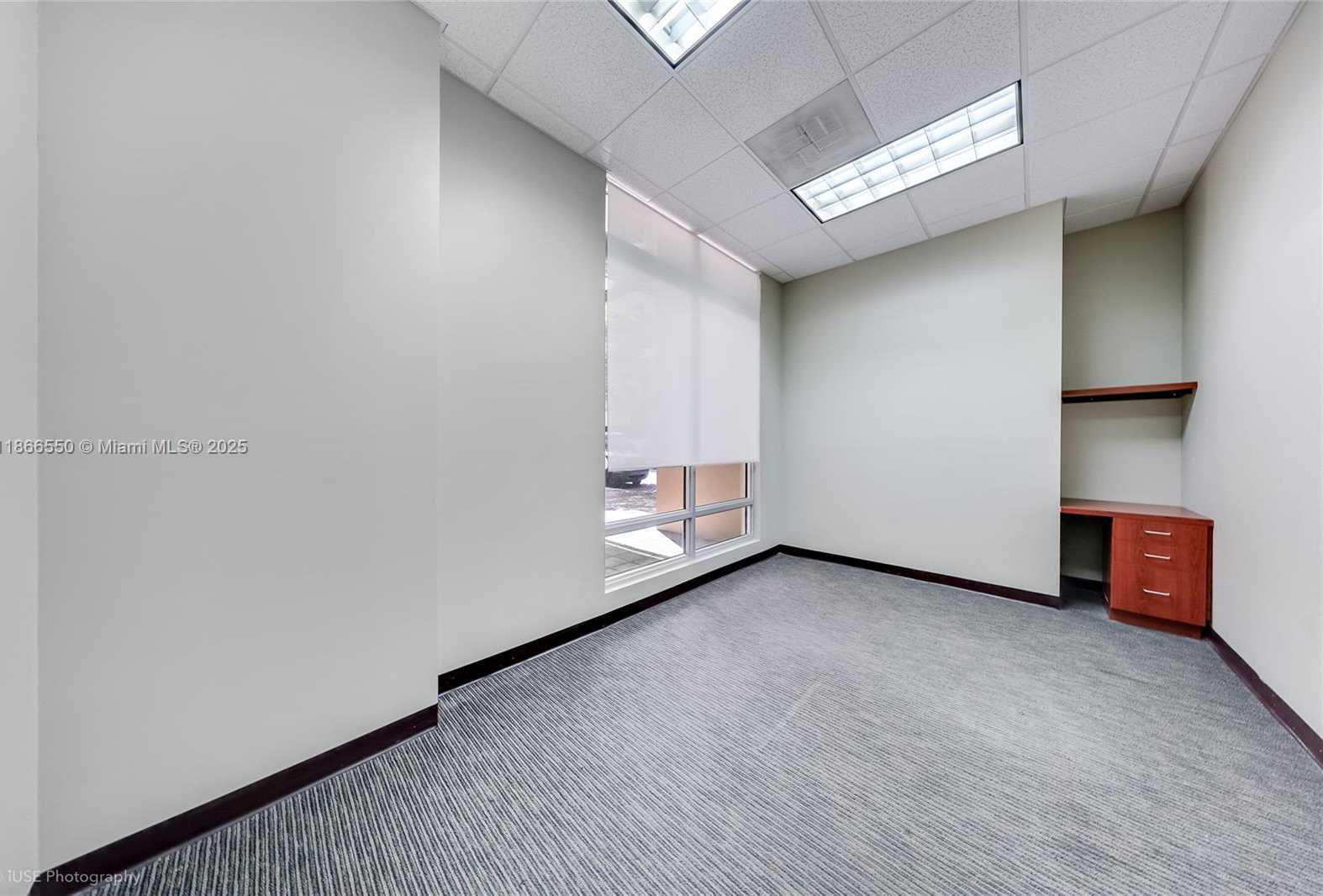 Small Image of 135 SAN LORENZO AVE #150, Coral Gables Number 19