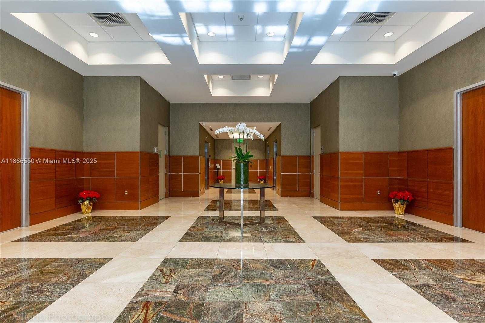 Small Image of 135 SAN LORENZO AVE #150, Coral Gables Number 7