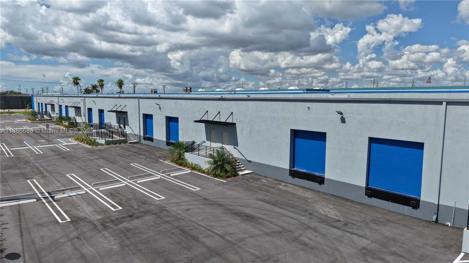 Small Image of Miami Number 17