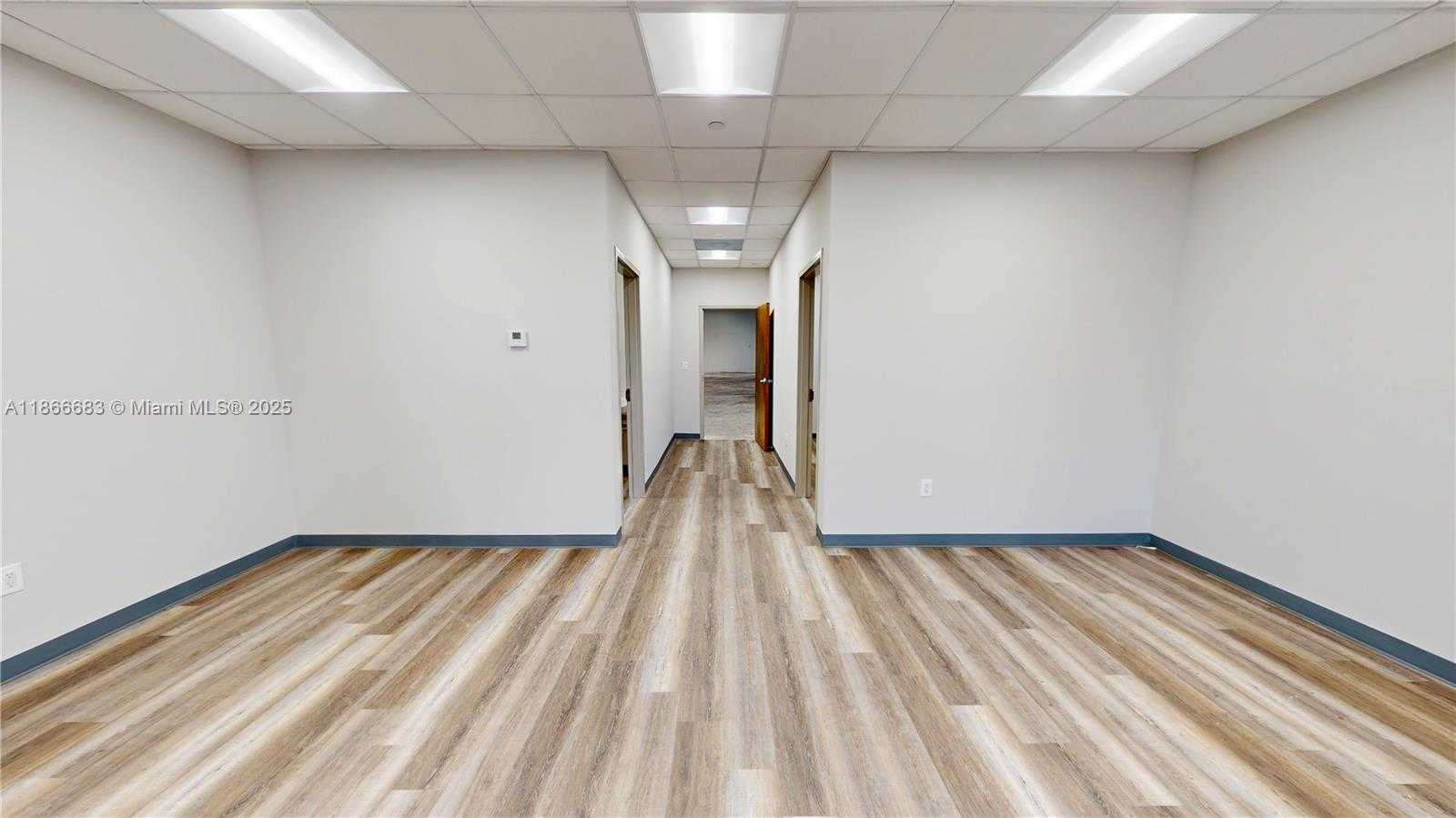 Small Image of Miami Number 37