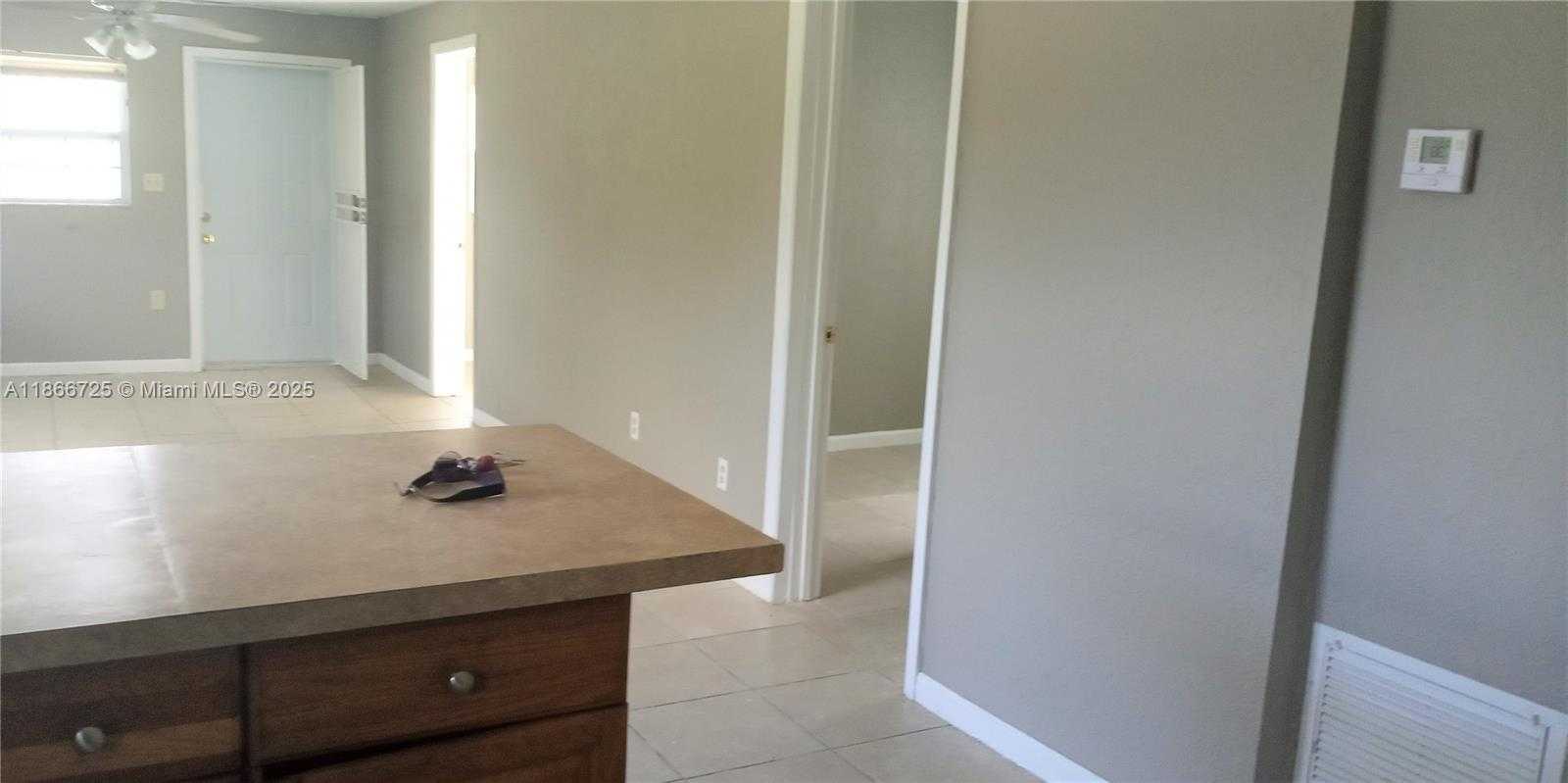 Small Image of 2844 NORTH WEST 22ND CT, Miami Number 11