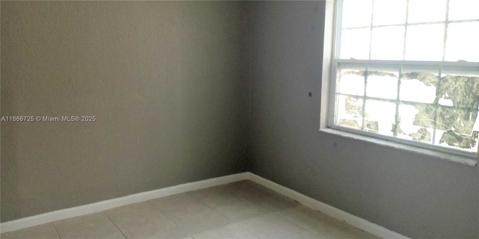 Small Image of 2844 NORTH WEST 22ND CT, Miami Number 16