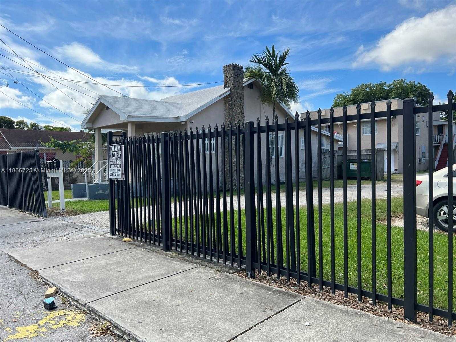 Small Image of 2844 NORTH WEST 22ND CT, Miami Number 2
