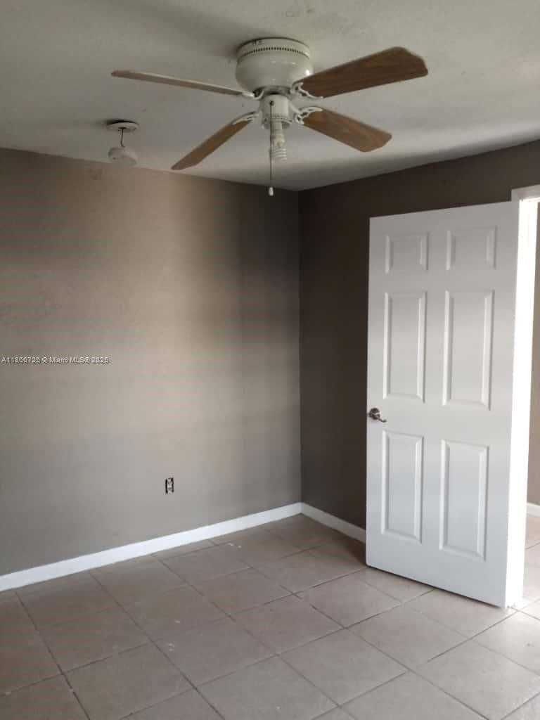 Small Image of 2844 NORTH WEST 22ND CT, Miami Number 26