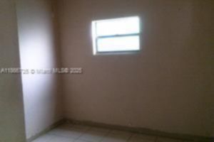 Small Image of 2844 NORTH WEST 22ND CT, Miami Number 39
