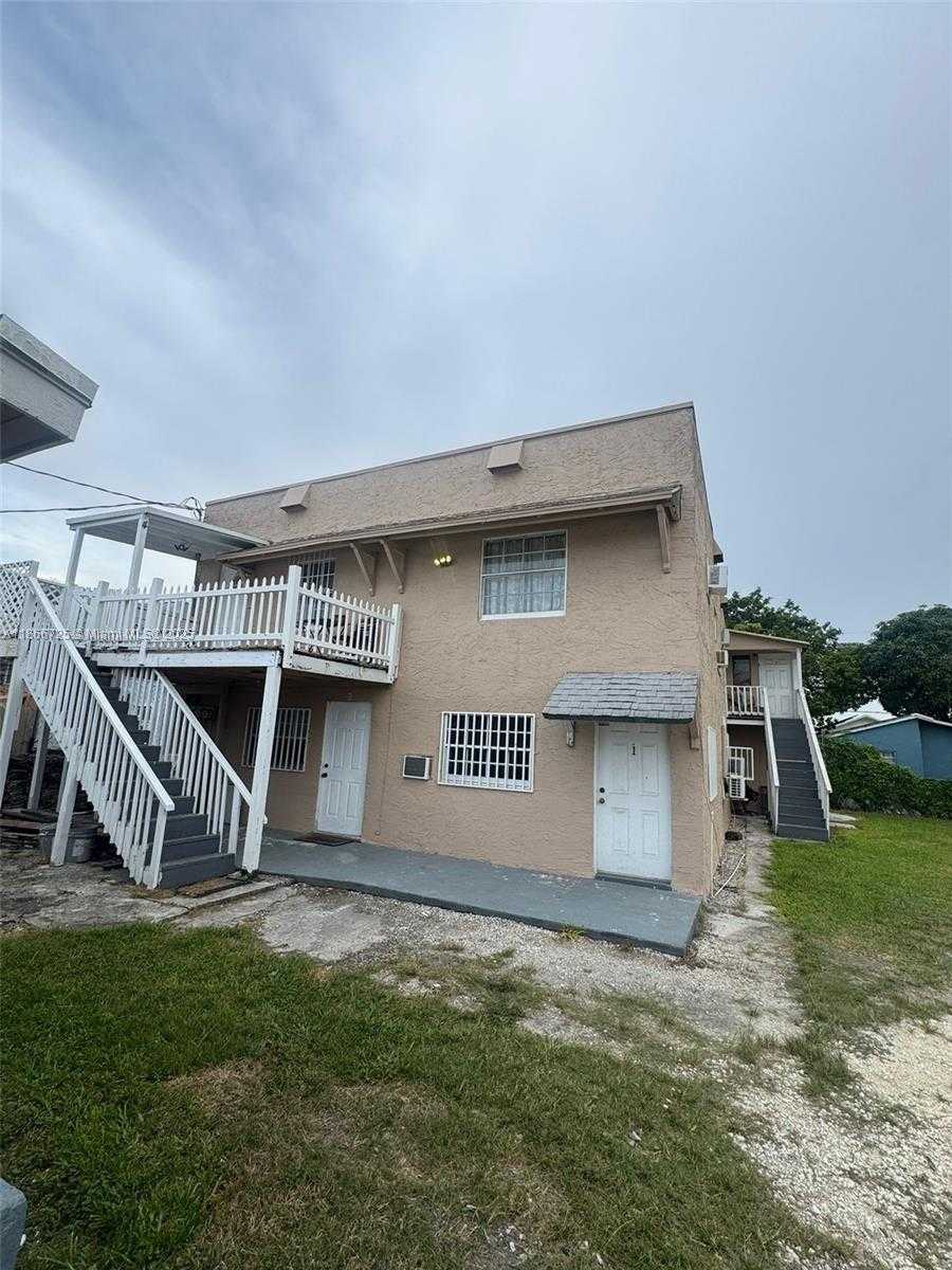Small Image of 2844 NORTH WEST 22ND CT, Miami Number 5