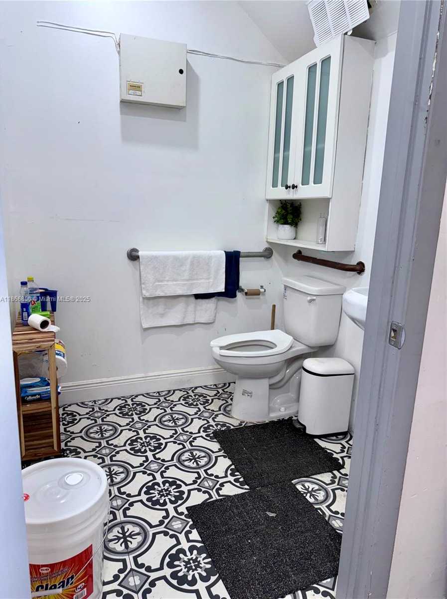 Small Image of 13390 SOUTH WEST 131ST ST #127, Miami Number 12
