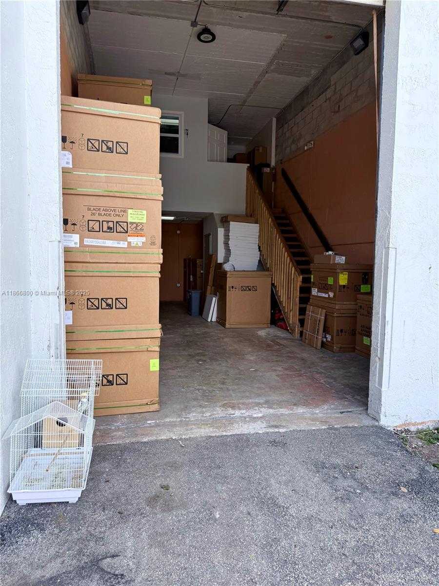 Small Image of 13390 SOUTH WEST 131ST ST #127, Miami Number 4