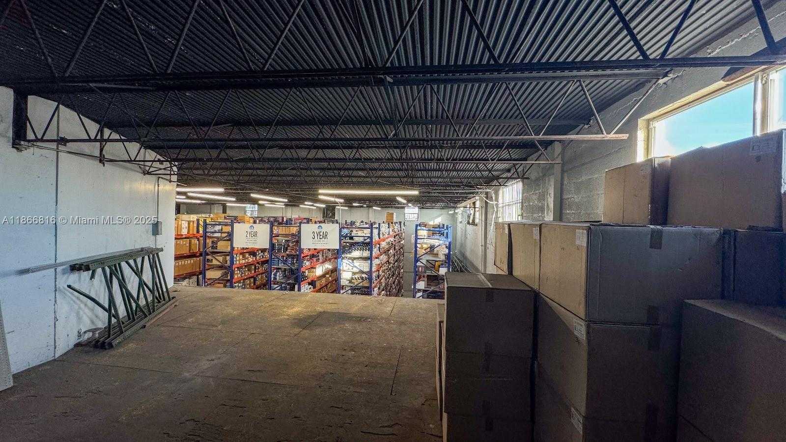 Small Image of 4805 EAST 10TH AVE, Hialeah Number 20
