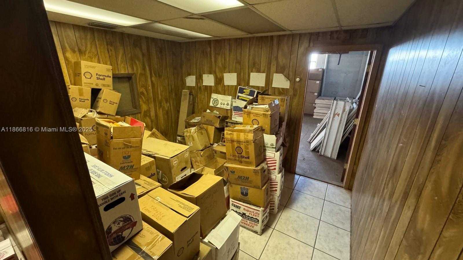 Small Image of 4805 EAST 10TH AVE, Hialeah Number 24