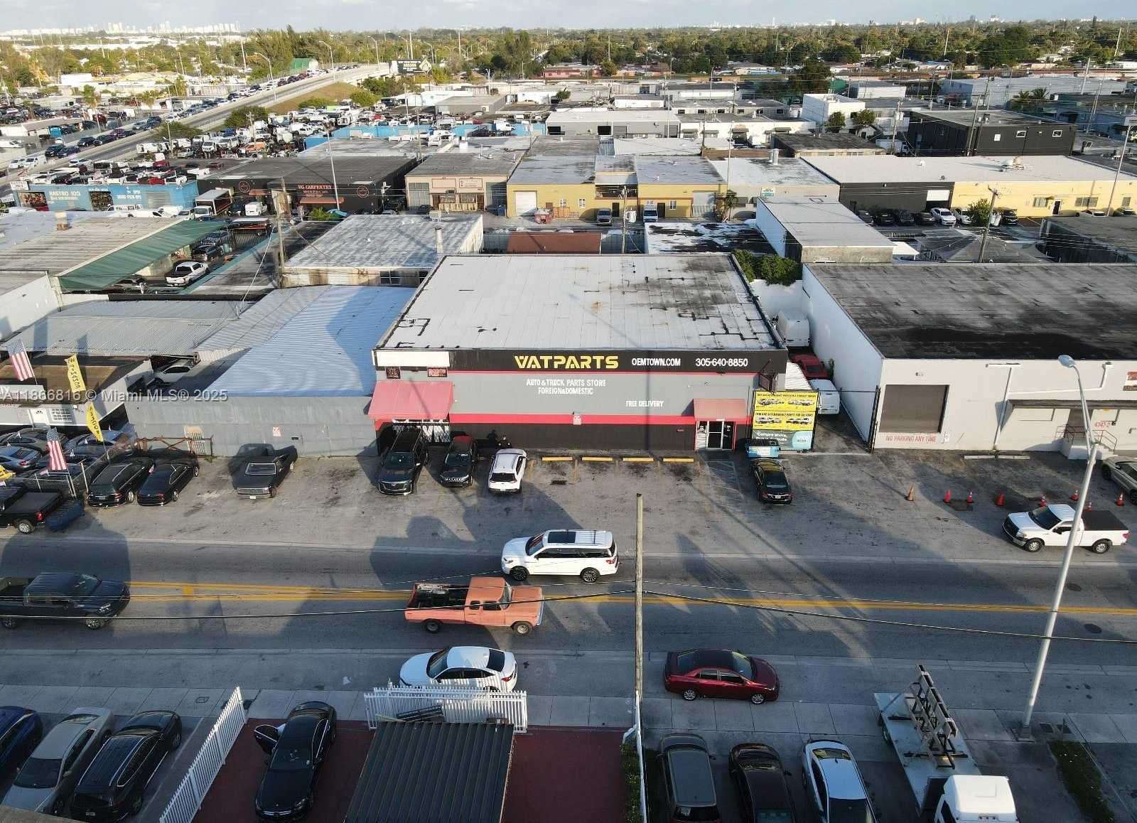 Small Image of 4805 EAST 10TH AVE, Hialeah Number 38