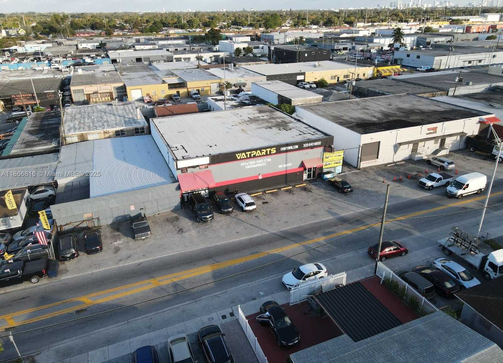 Small Image of 4805 EAST 10TH AVE, Hialeah Number 40