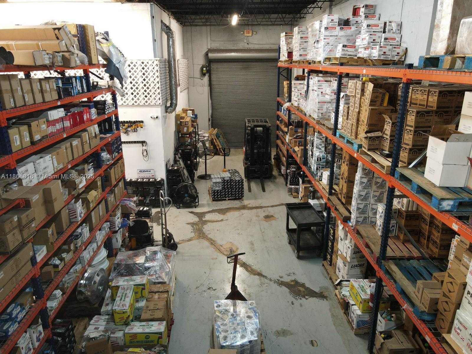 Small Image of 4805 EAST 10TH AVE, Hialeah Number 9