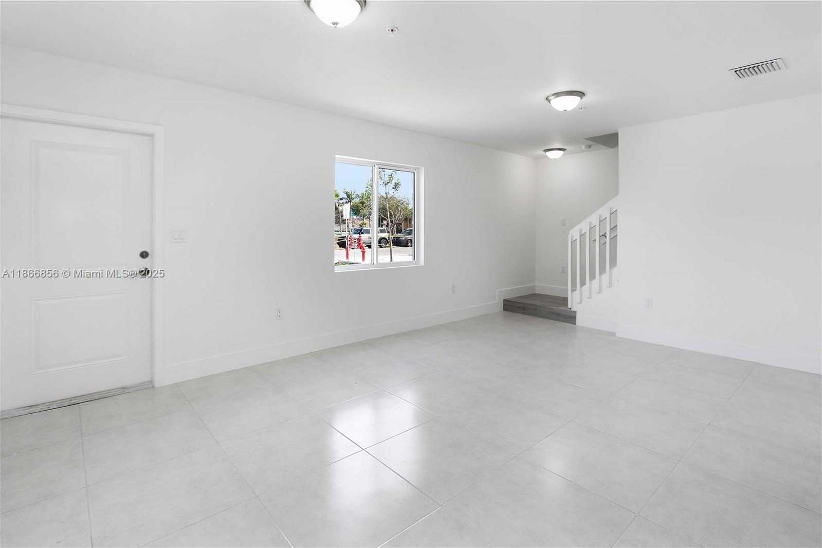 Small Image of 11286 SOUTH WEST 187TH ST, Miami Number 10