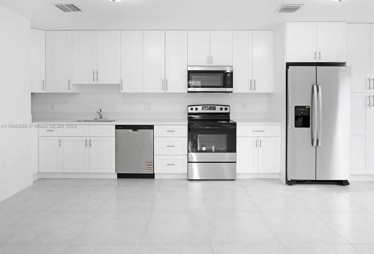 Small Image of 11286 SOUTH WEST 187TH ST, Miami Number 15