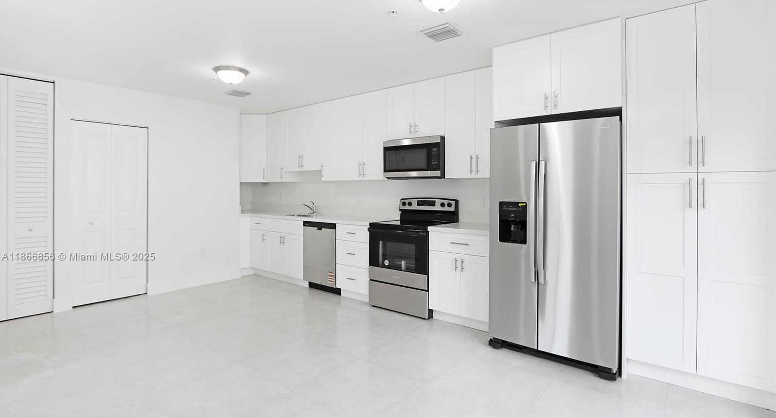 Small Image of 11286 SOUTH WEST 187TH ST, Miami Number 16