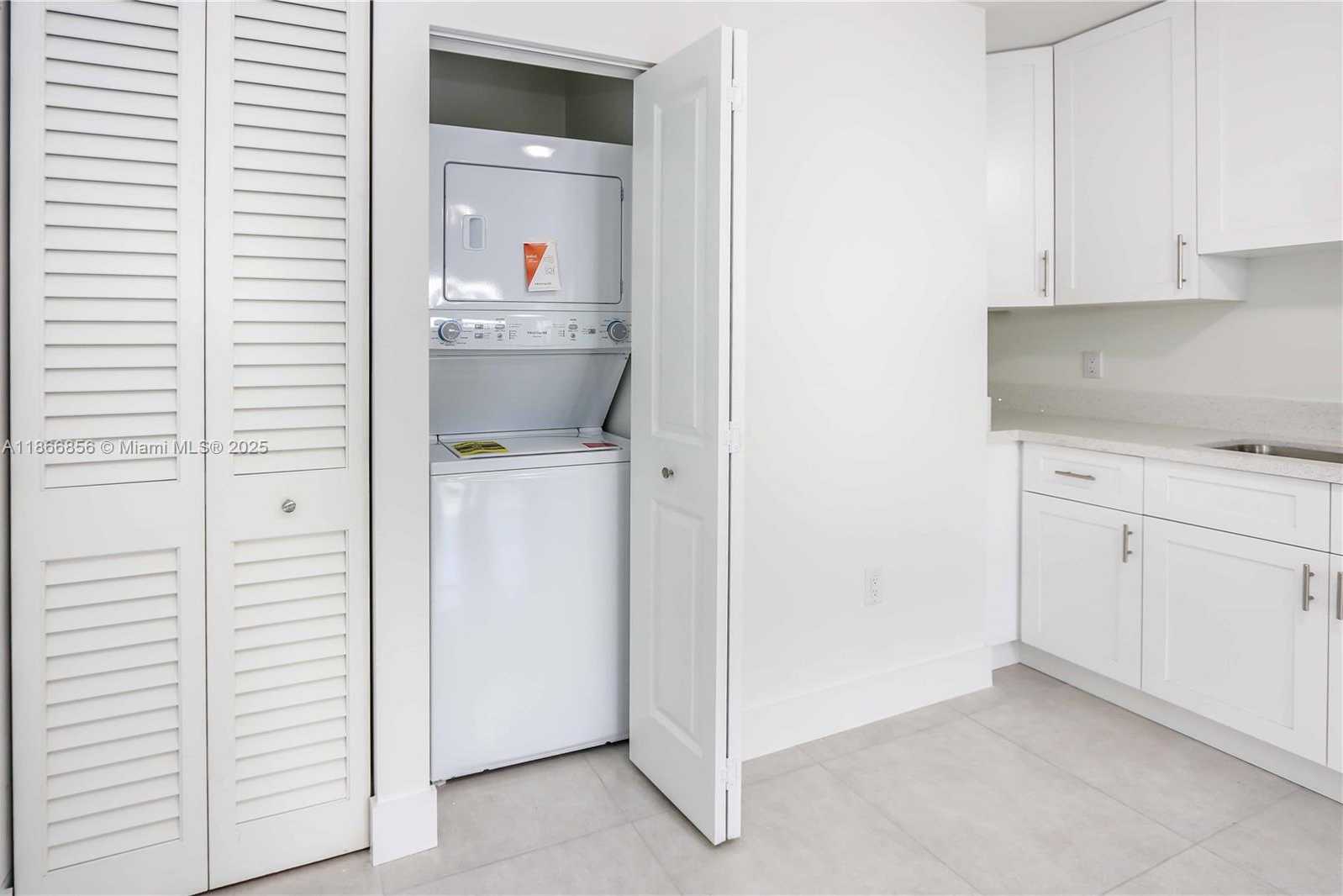 Small Image of 11286 SOUTH WEST 187TH ST, Miami Number 20