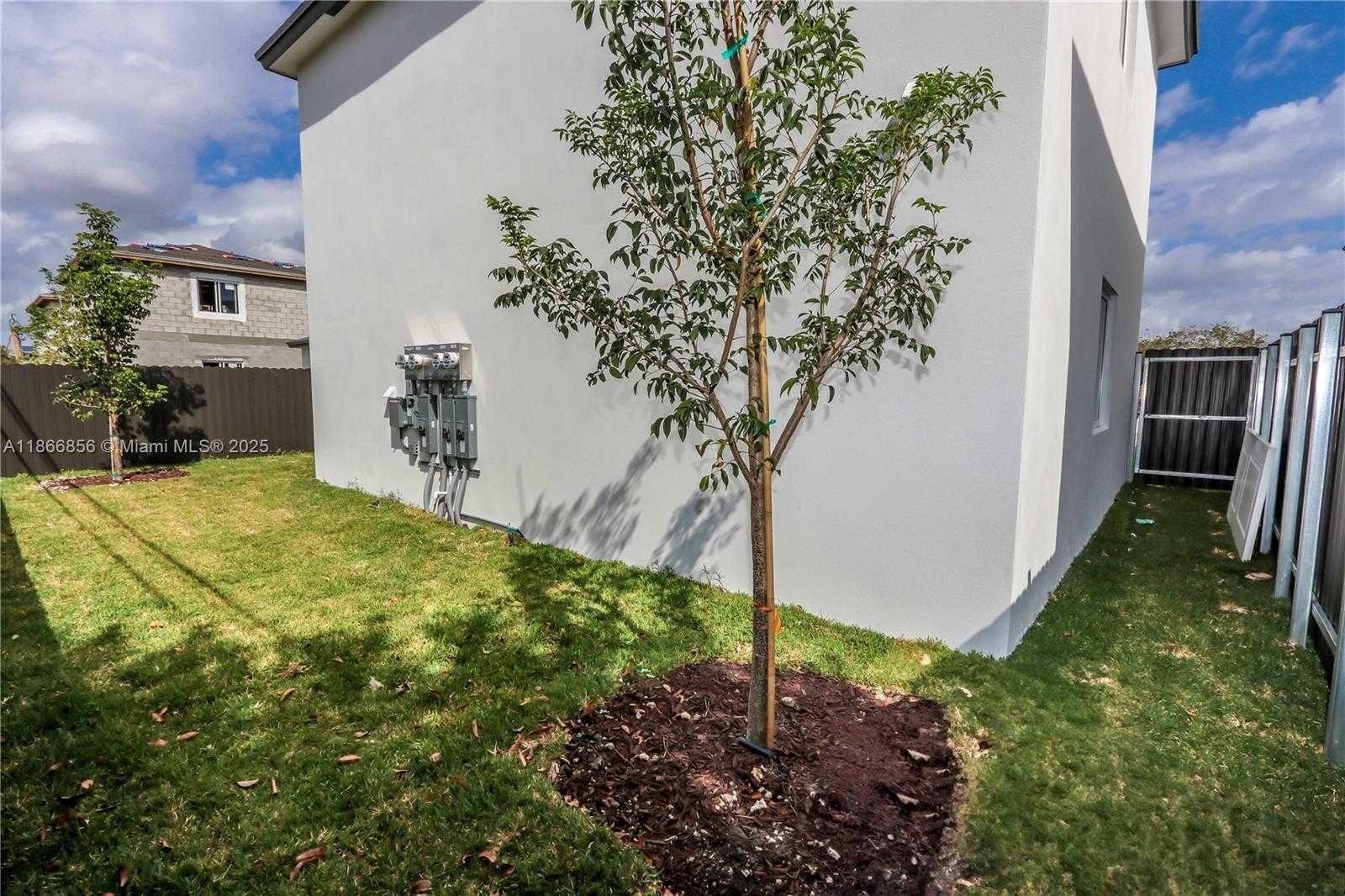 Small Image of 11286 SOUTH WEST 187TH ST, Miami Number 21