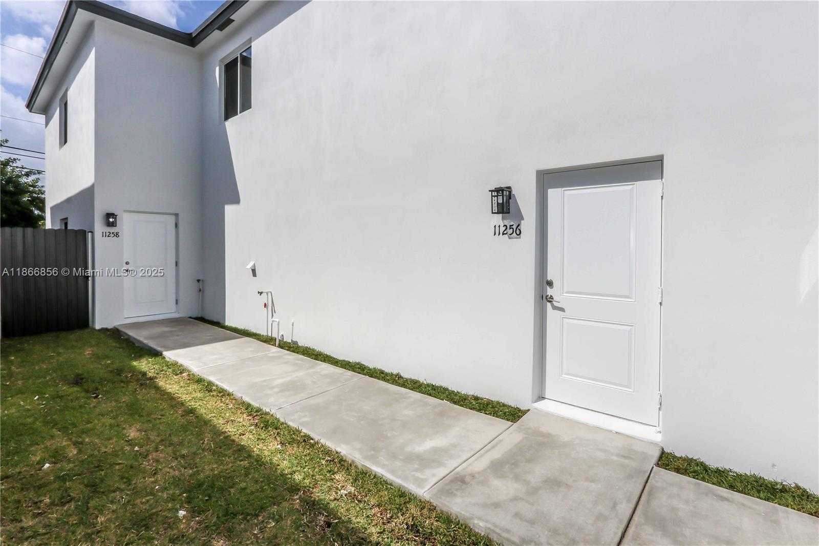 Small Image of 11286 SOUTH WEST 187TH ST, Miami Number 23