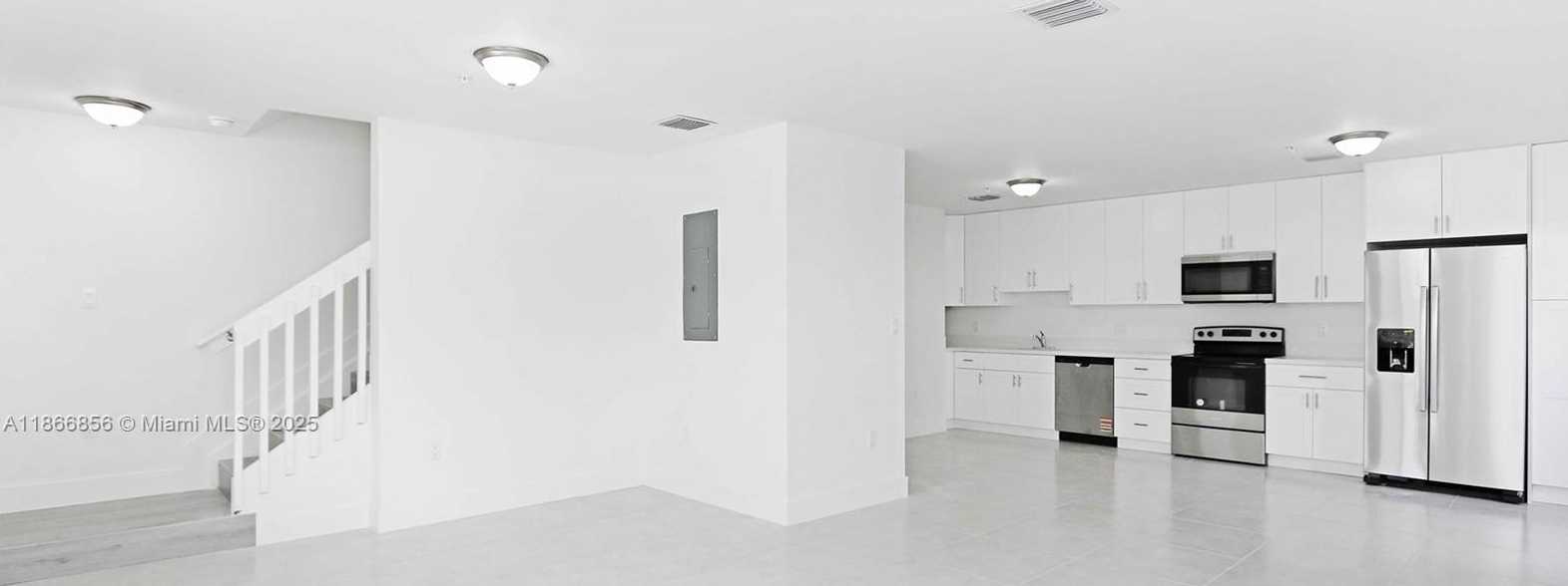 Small Image of 11286 SOUTH WEST 187TH ST, Miami Number 8