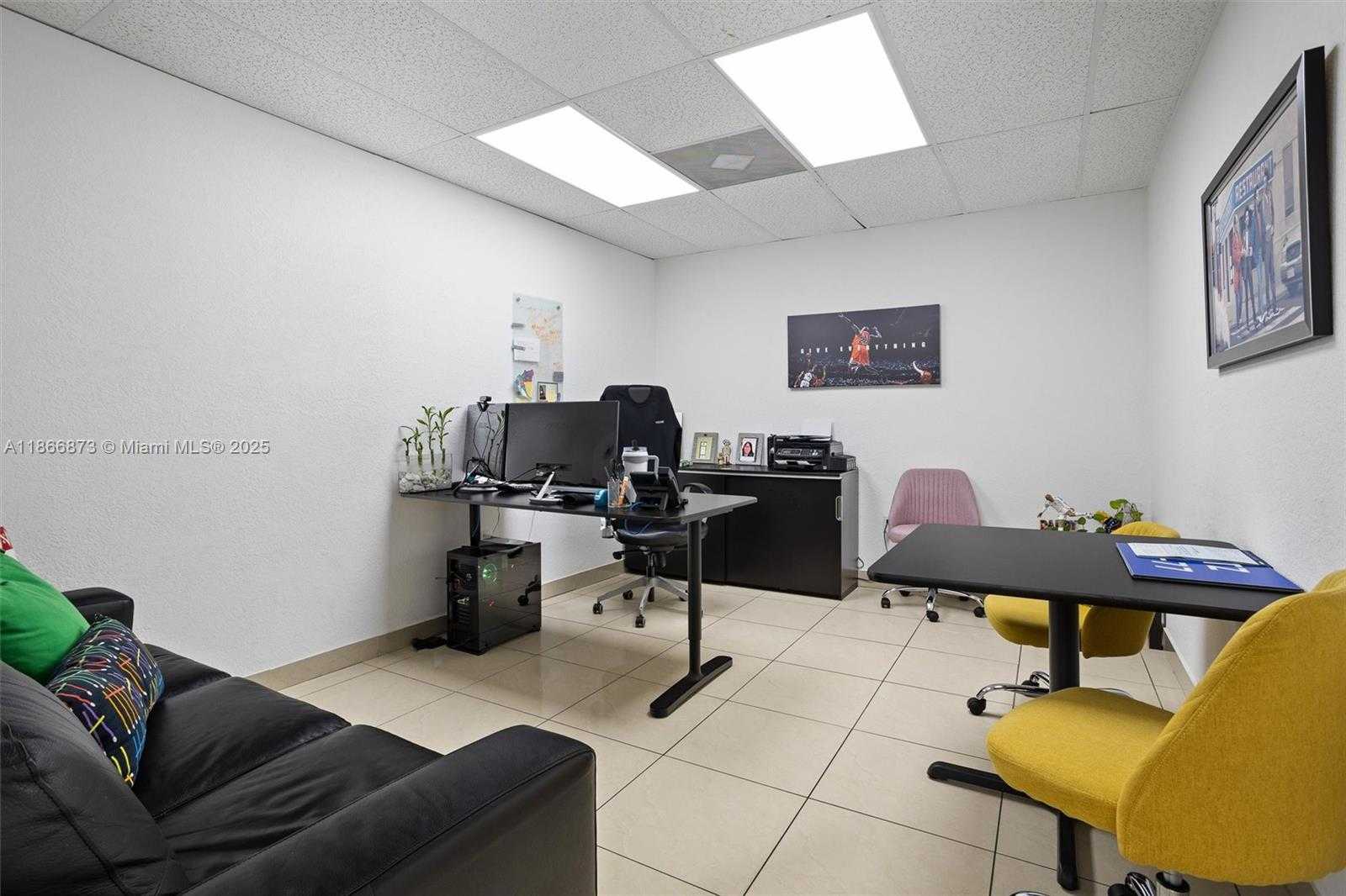 Small Image of 10840 NORTH WEST 27TH ST, Doral Number 14