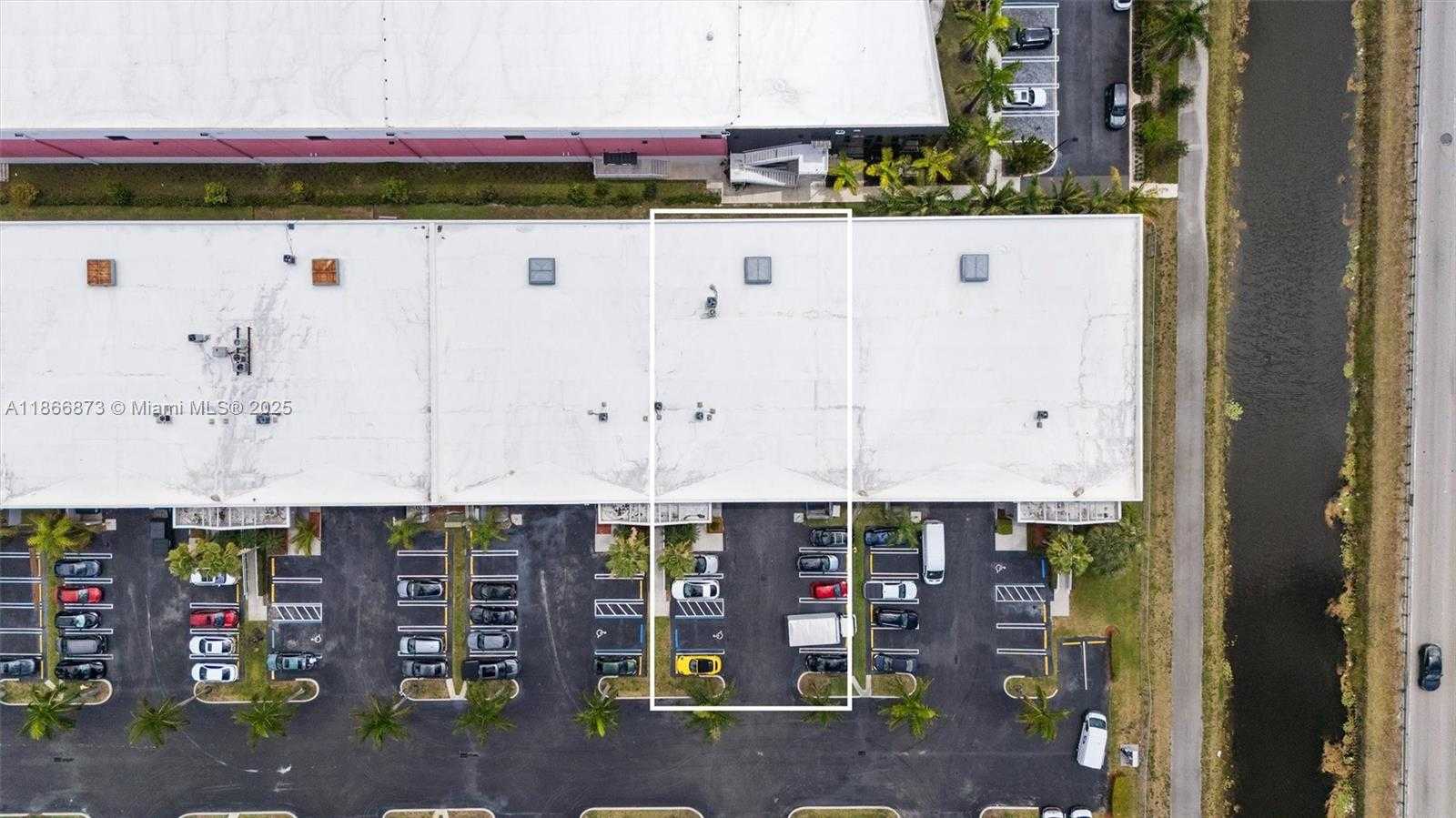 Small Image of 10840 NORTH WEST 27TH ST, Doral Number 16