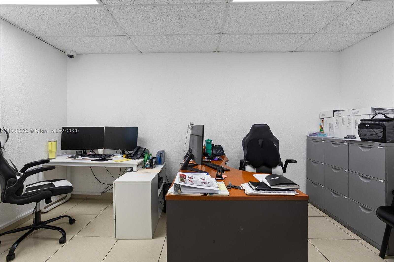Small Image of 10840 NORTH WEST 27TH ST, Doral Number 20