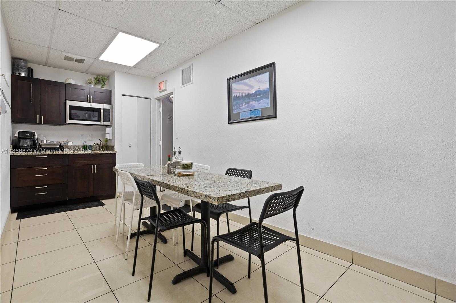 Small Image of 10840 NORTH WEST 27TH ST, Doral Number 35