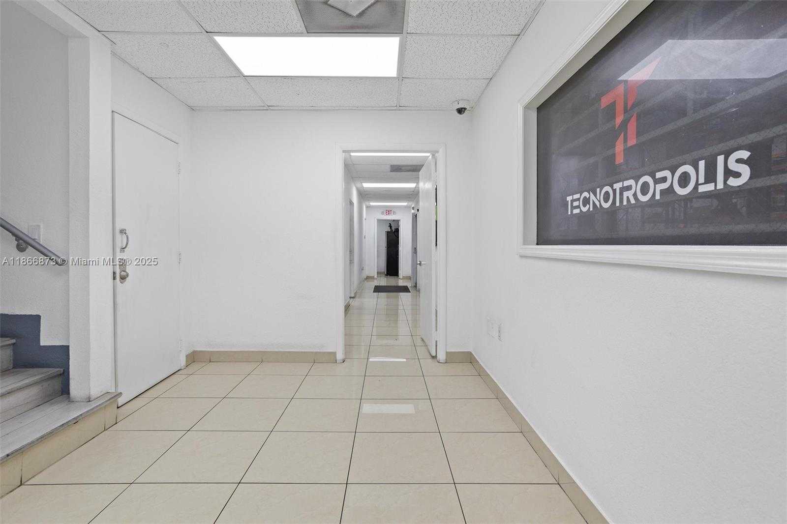 Small Image of 10840 NORTH WEST 27TH ST, Doral Number 36
