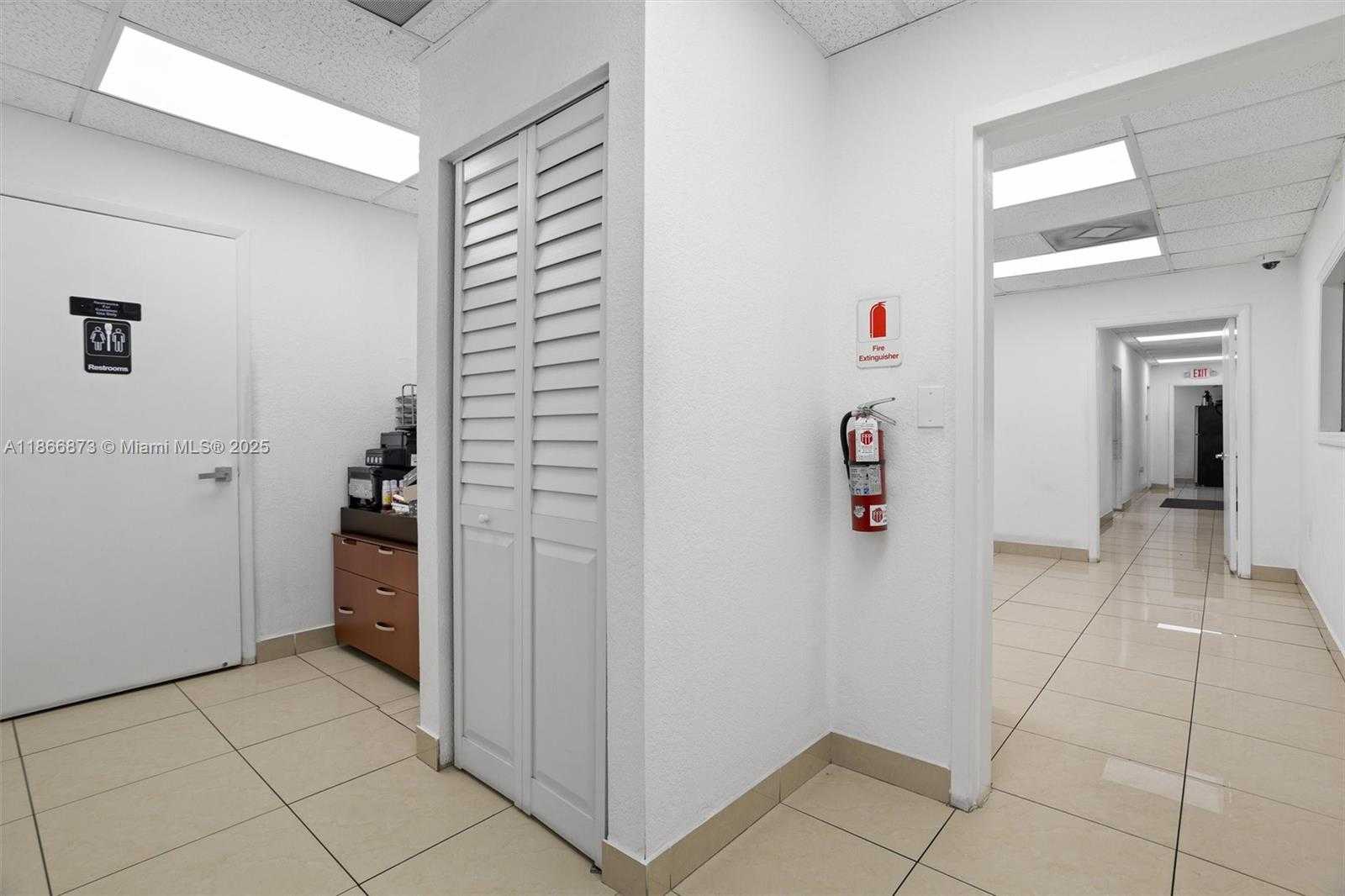 Small Image of 10840 NORTH WEST 27TH ST, Doral Number 37