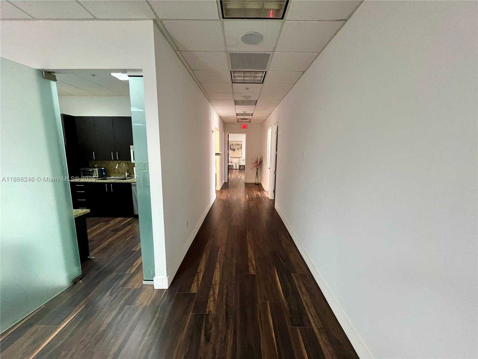 Small Image of 2020 PONCE DE LEON BLVD #907-908, Coral Gables Number 8