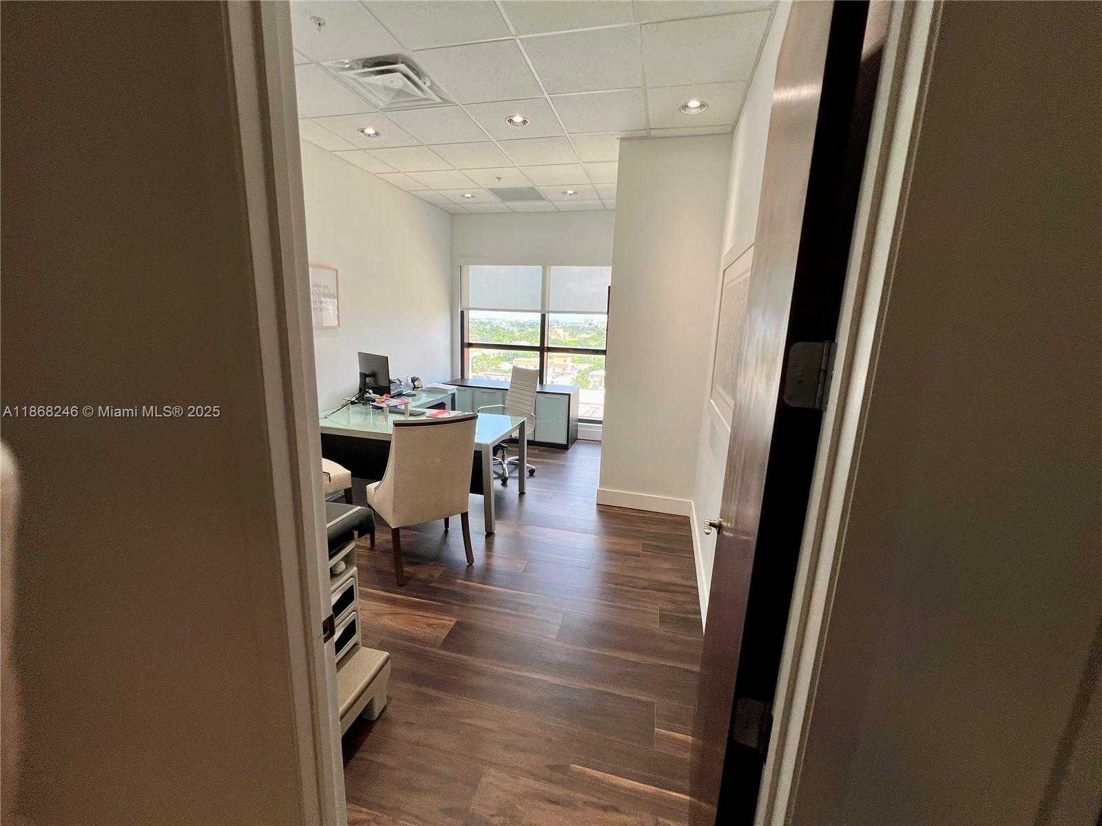 Small Image of 2020 PONCE DE LEON BLVD #907-908, Coral Gables Number 9