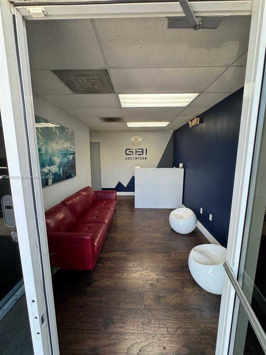 Small Image of 6306 NORTH WEST 99TH AVE, Doral Number 11