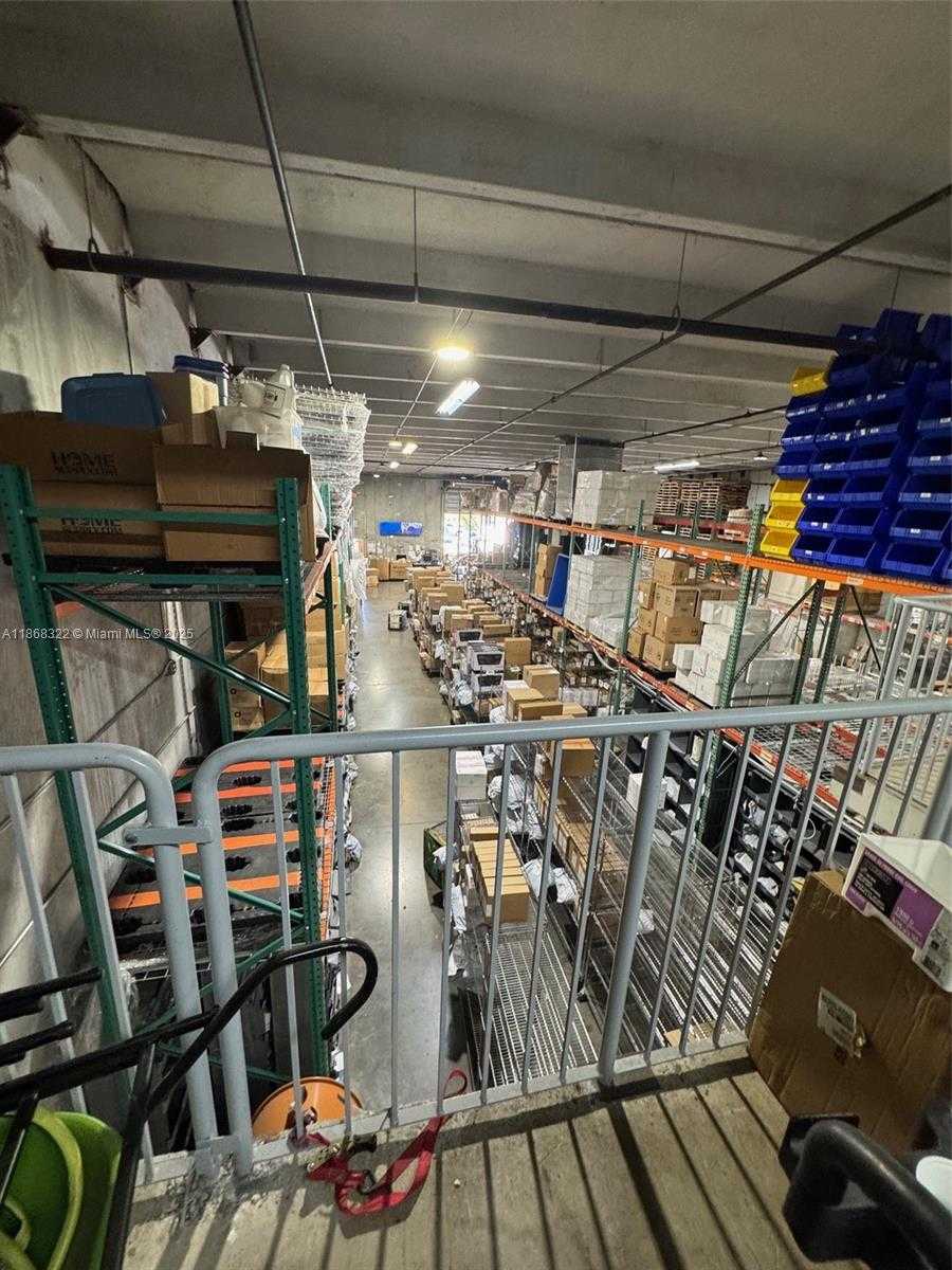 Small Image of 6306 NORTH WEST 99TH AVE, Doral Number 35