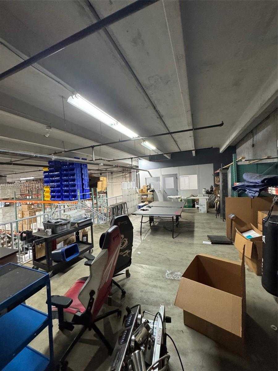 Small Image of 6306 NORTH WEST 99TH AVE, Doral Number 36