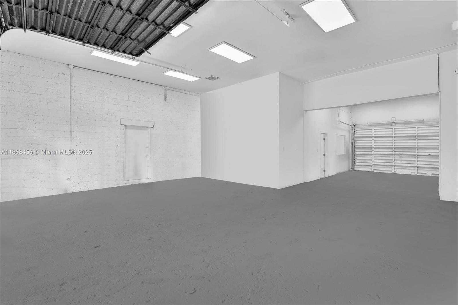Small Image of 570 NORTH WEST 54TH ST, Miami Number 12