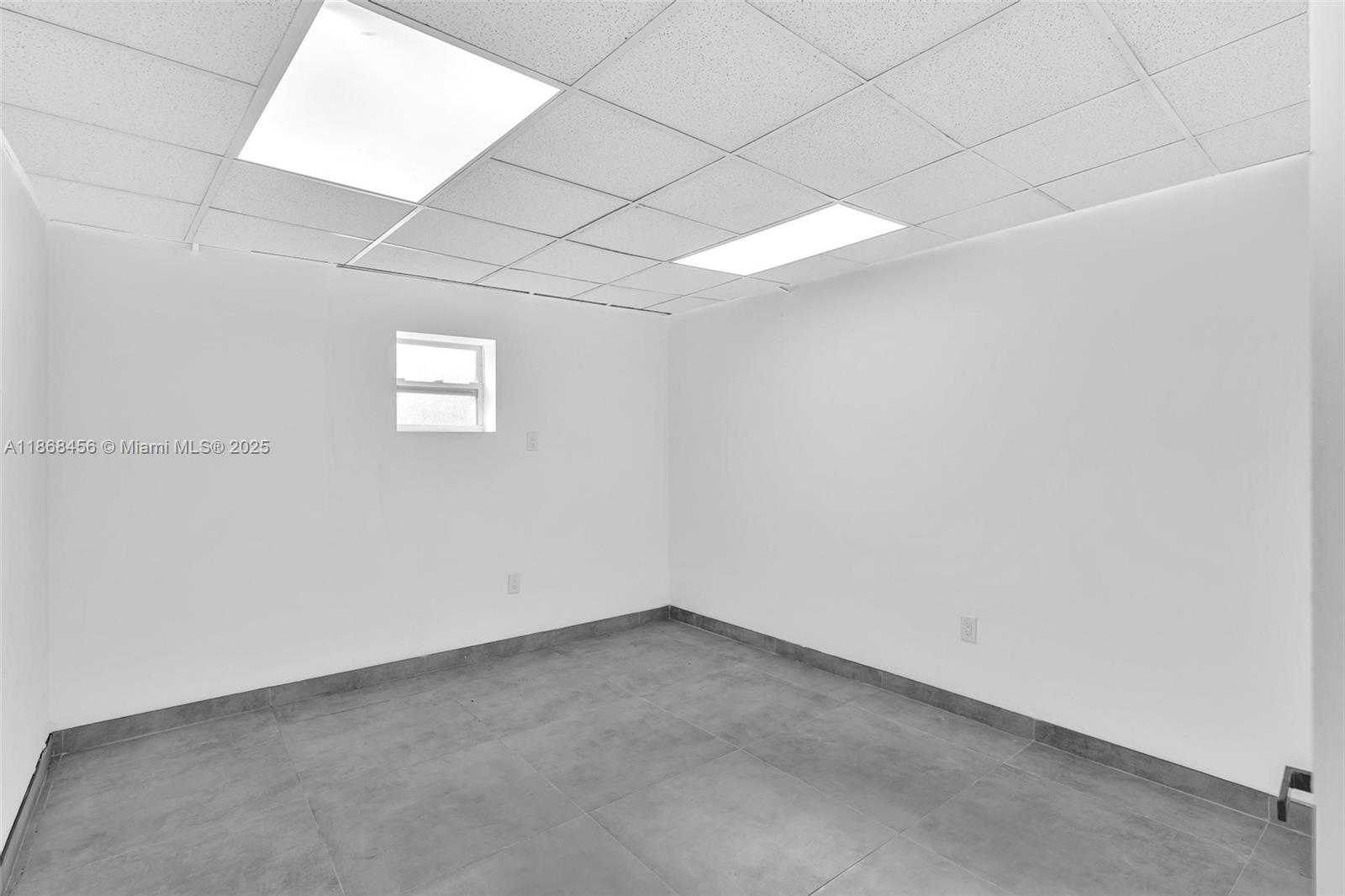 Small Image of 570 NORTH WEST 54TH ST, Miami Number 16