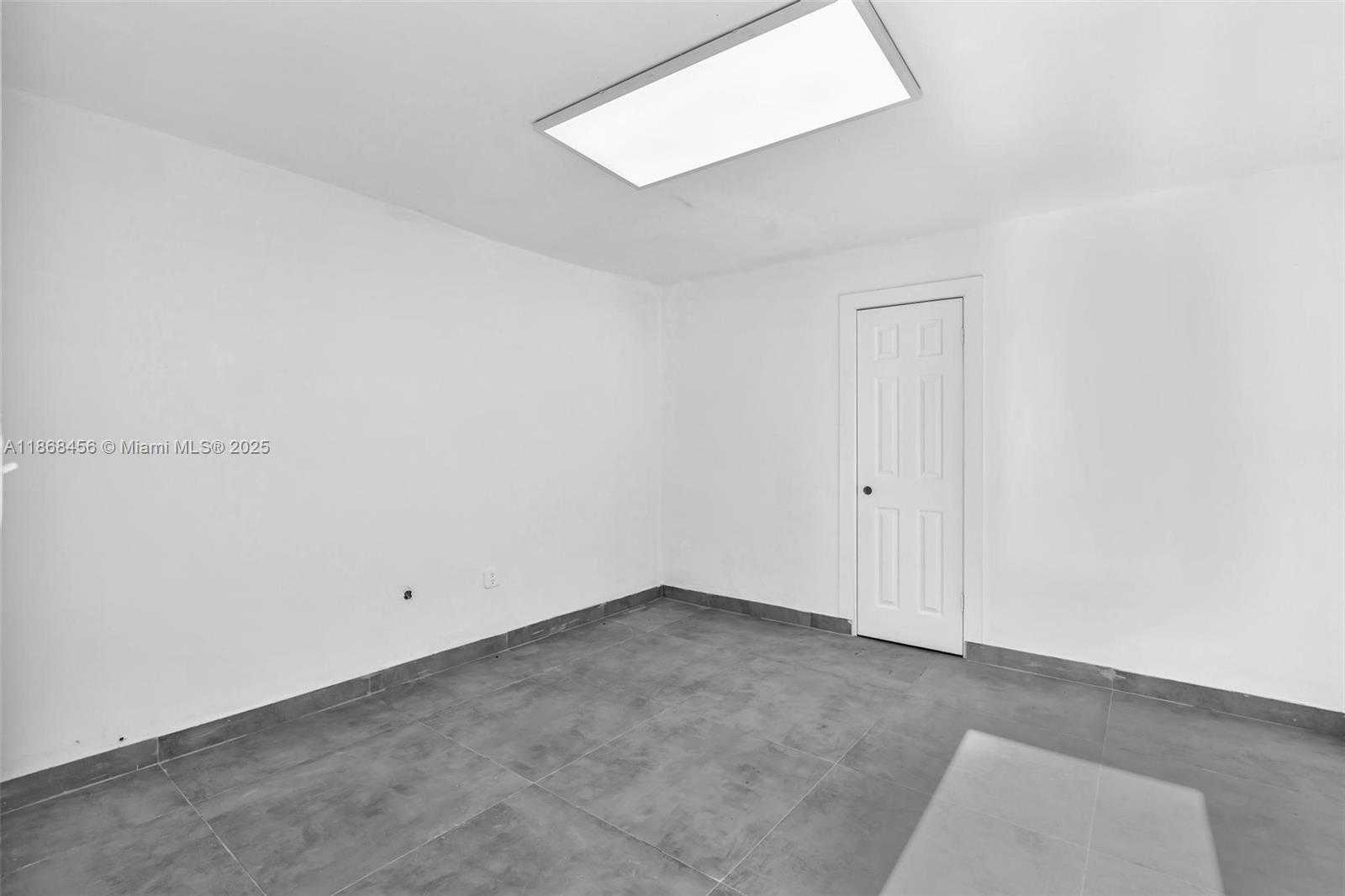 Small Image of 570 NORTH WEST 54TH ST, Miami Number 24