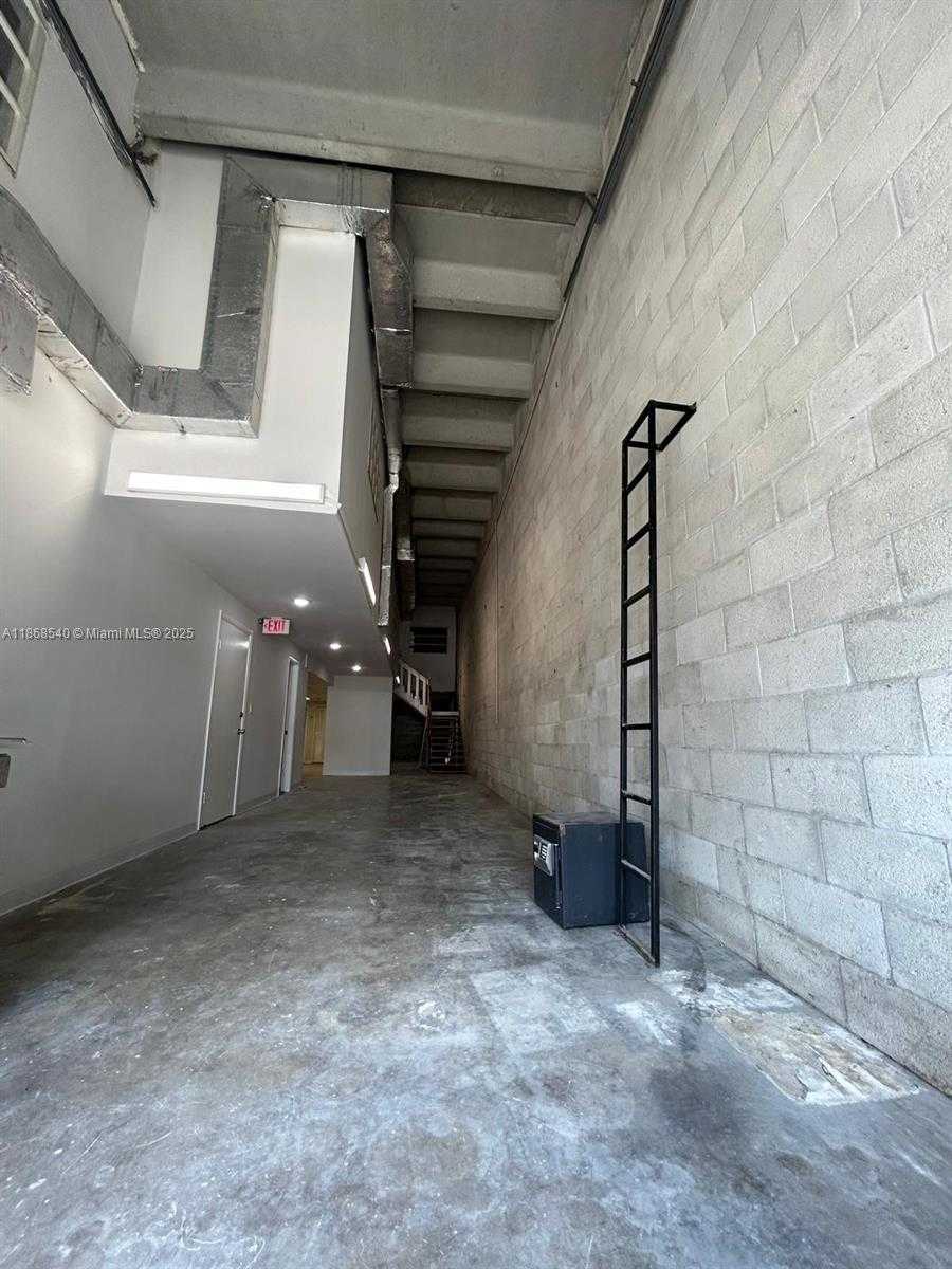 Small Image of 8418 NORTH WEST 61ST ST #5, Miami Number 2