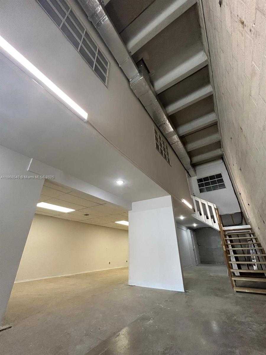 Small Image of 8418 NORTH WEST 61ST ST #5, Miami Number 4