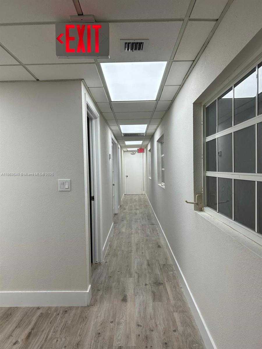 Small Image of 8418 NORTH WEST 61ST ST #5, Miami Number 6