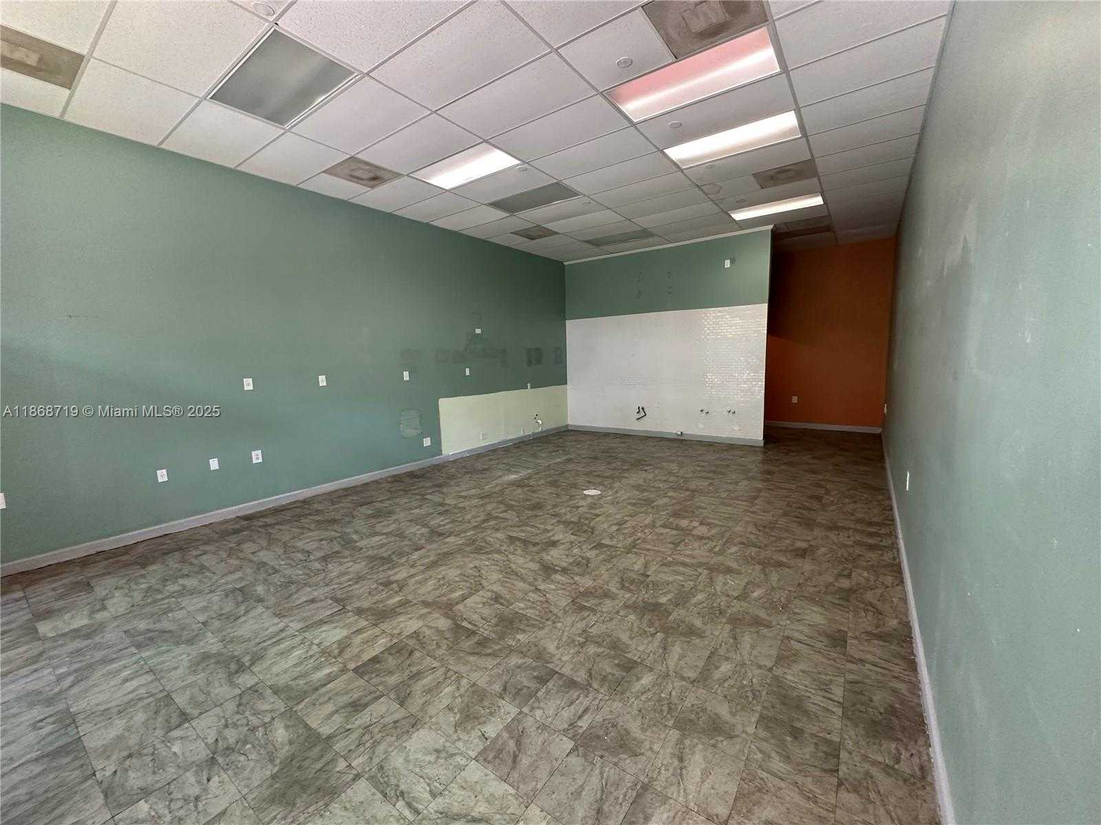 Small Image of 212 NORTH FEDERAL HWY, Dania Beach Number 12