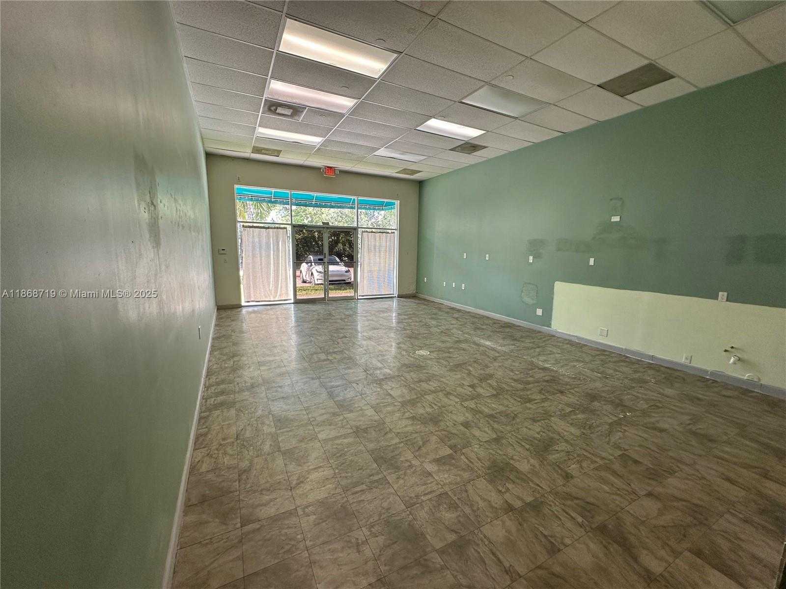 Small Image of 212 NORTH FEDERAL HWY, Dania Beach Number 4