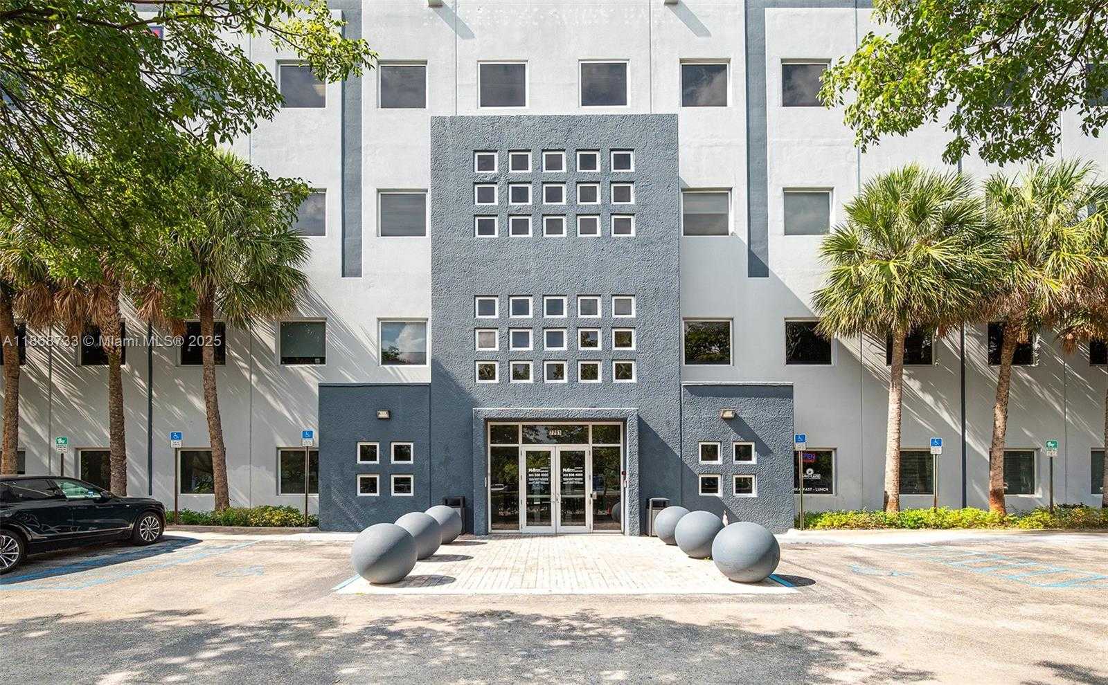 Small Image of 7791 NORTH WEST 46TH ST #427 & 428, Doral Number 6