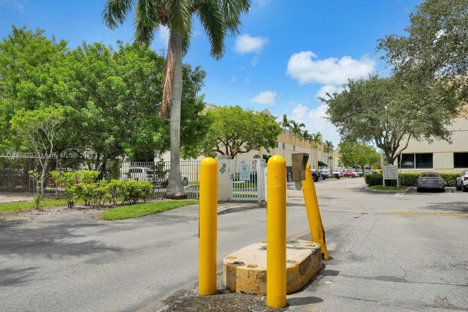 Small Image of 917 NORTH WEST 31ST AVE, Pompano Beach Number 26