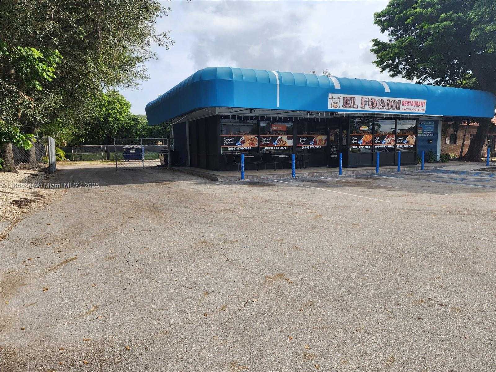Small Image of 3215 DAVIE BLVD, Fort Lauderdale Number 2