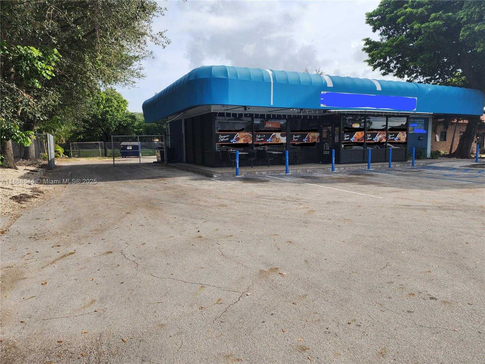 Small Image of 3215 DAVIE BLVD, Fort Lauderdale Number 3